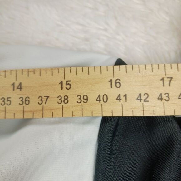 Nike Zip- Up Jogger/Jacket. Medium. Unisex. Embroidered Swoosh. 2 Pockets...... - Picture 8 of 10